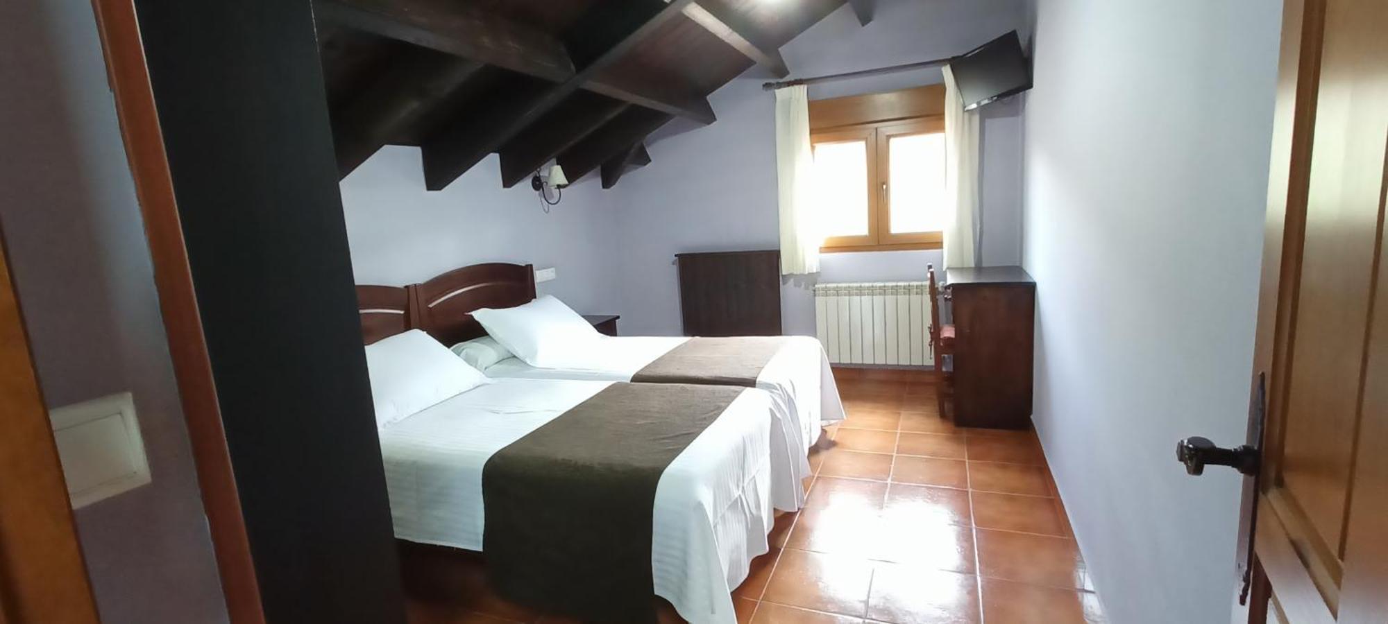 Apartamentos El Castaneu Corao Dış mekan fotoğraf