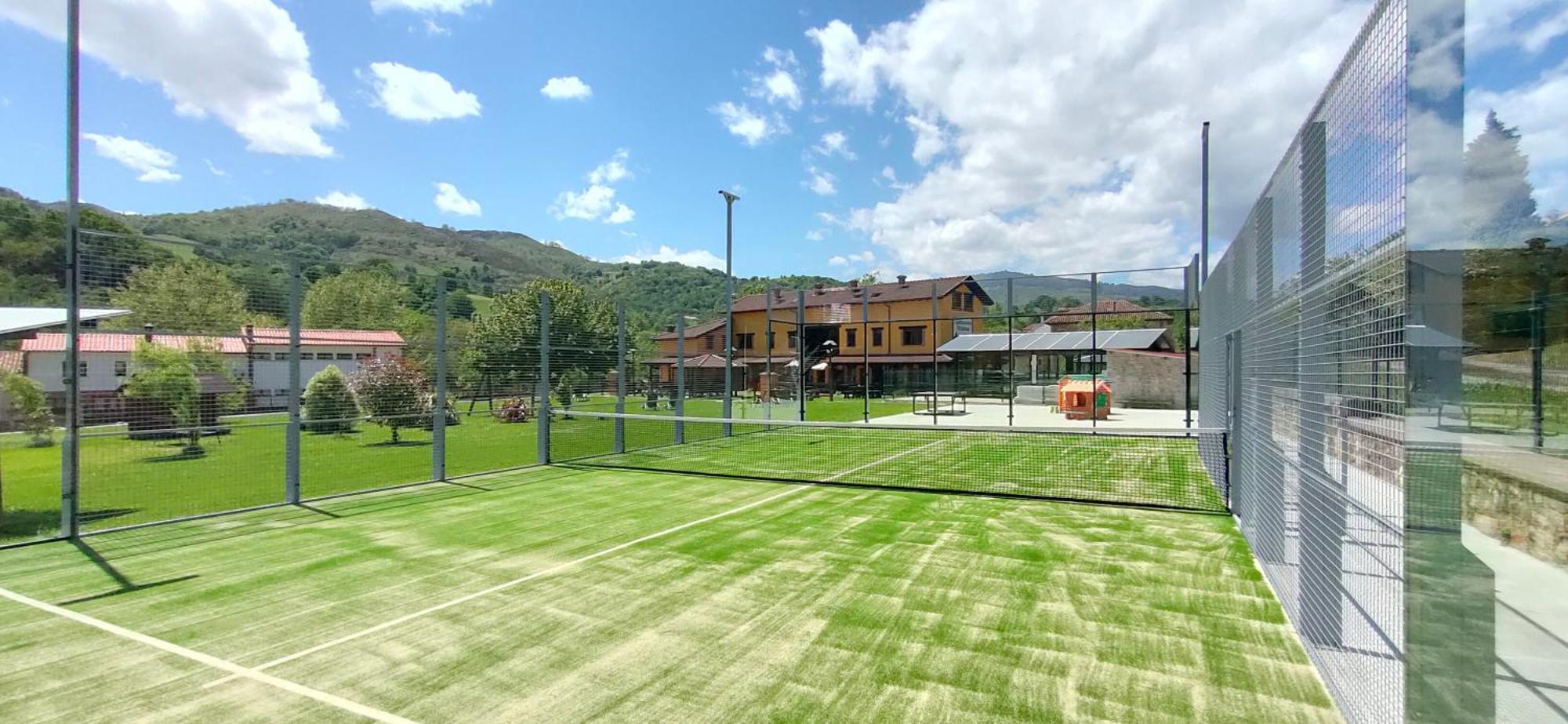 Apartamentos El Castaneu Corao Dış mekan fotoğraf